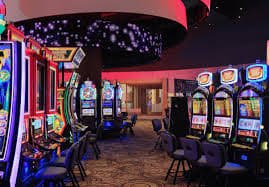 wis7 Live Casino – dealer profesional streaming HD meja baccarat roulette langsung